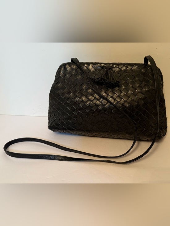 Meyers Handbags - MEYERS USA CROSSBODY BAG BLACK LEATHER WOVEN BASKET WEAVE VINTAGE KISSLOCK HINGE